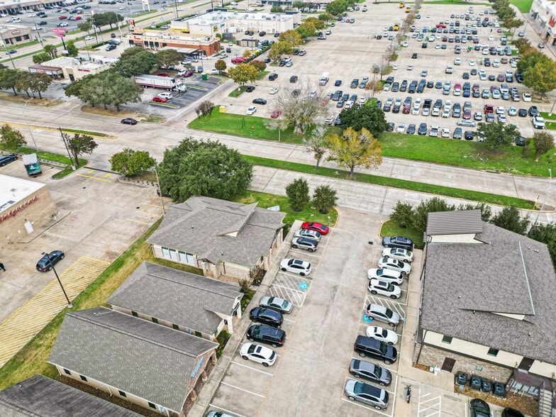 410 Park Grove Dr, Katy, TX for lease - Building Photo - Image 3 of 20