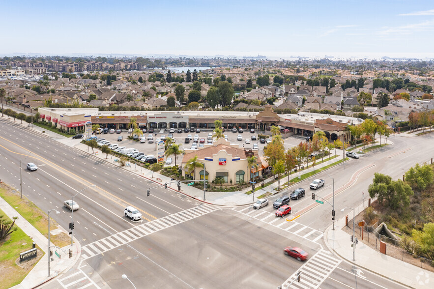 6200-6252 E Pacific Coast Hwy, Long Beach, CA for lease - Building Photo - Image 3 of 10