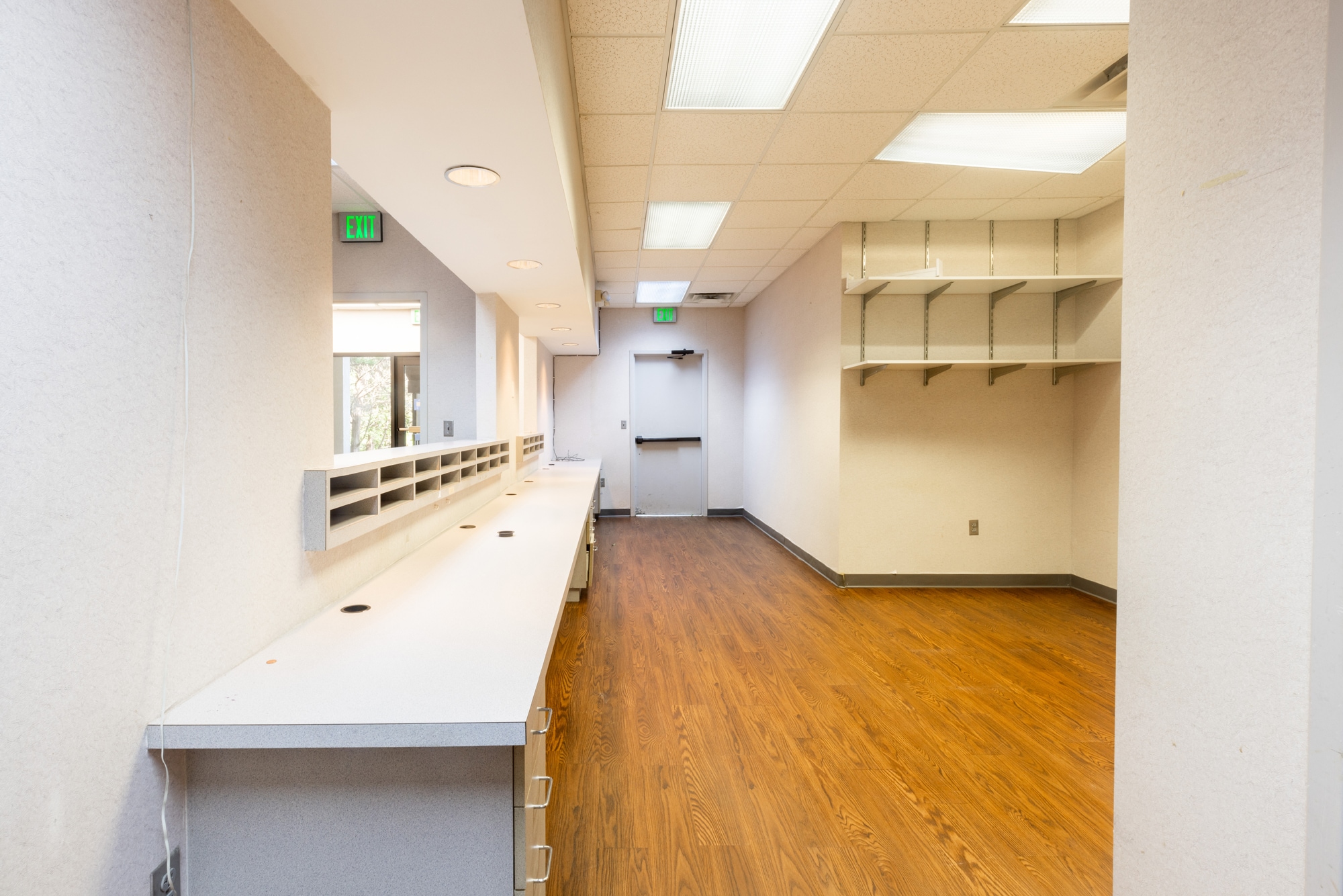 Suite H Interior Photo 2