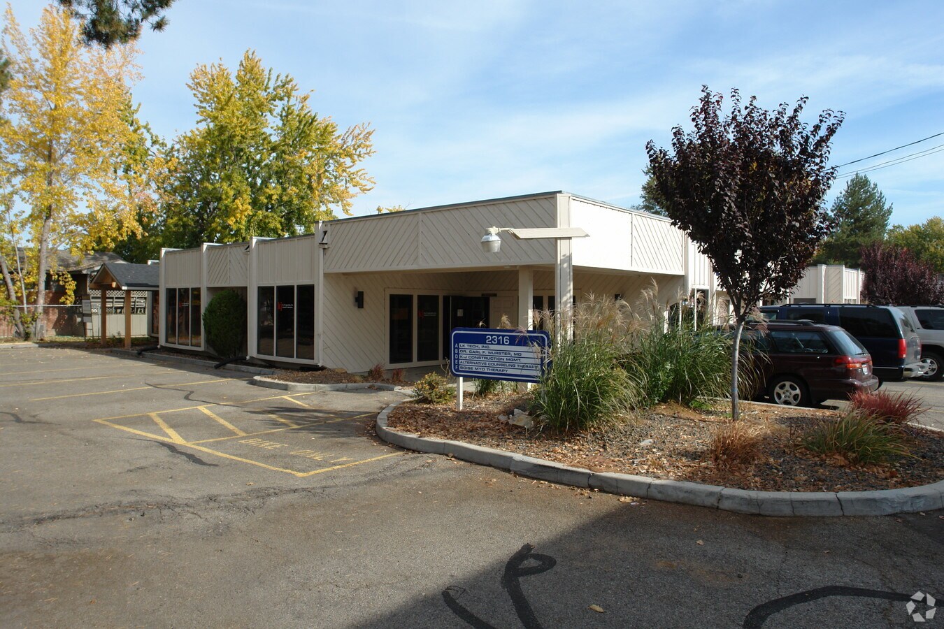 2316 N Cole Rd, Boise, ID 83704