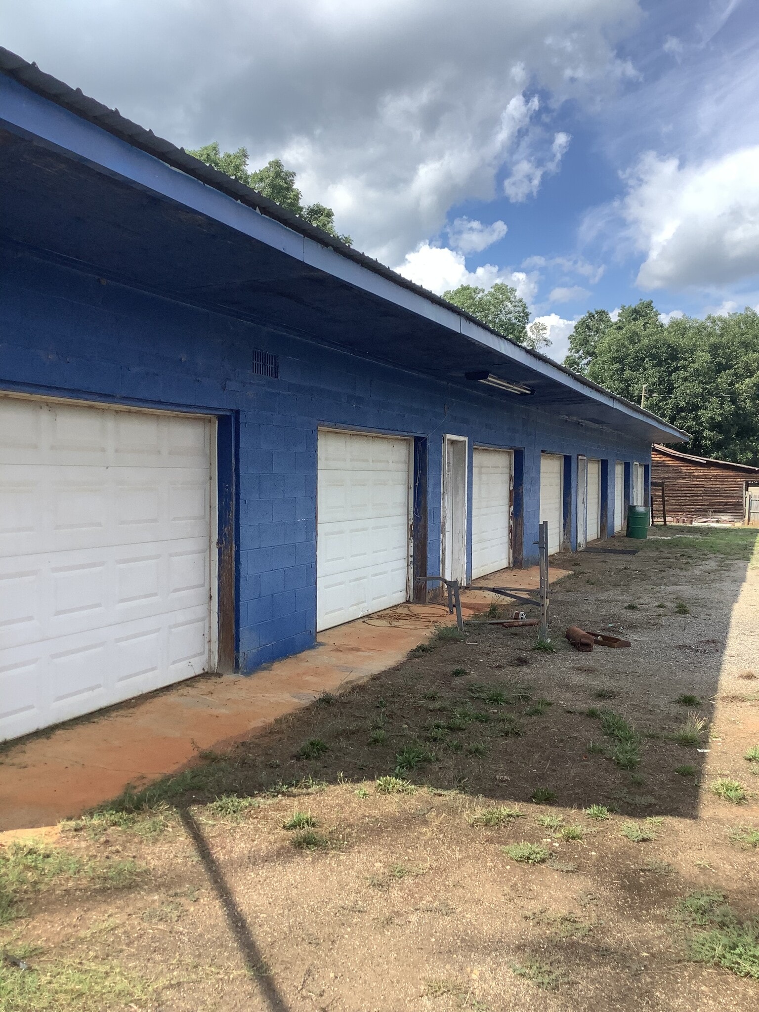 2712 W Whitner St, Anderson, SC for sale Primary Photo- Image 1 of 1