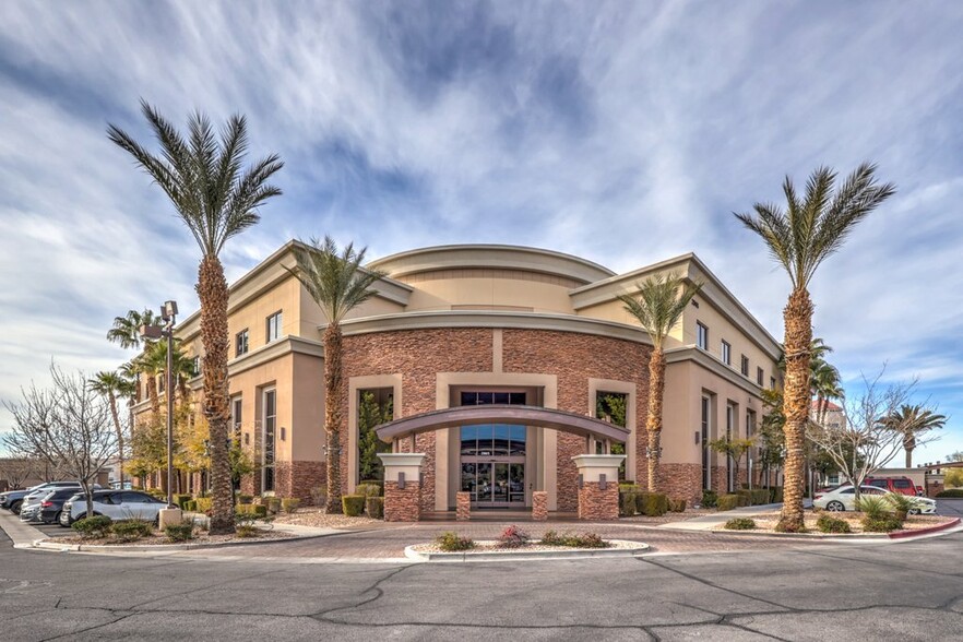 2865 Siena Heights Dr, Henderson, NV for lease - Building Photo - Image 1 of 15