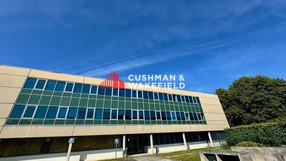 Office in Ramonville-Saint-Agne for lease Building Photo- Image 1 of 8