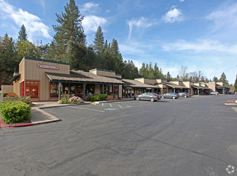 1216-1242 Broadway, Placerville, CA for lease - Building Photo - Image 1 of 5