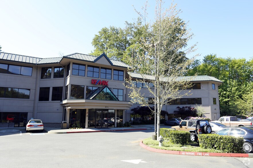 371 NE Gilman Blvd, Issaquah, WA for sale - Building Photo - Image 2 of 19