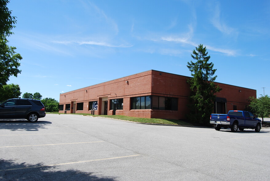 28 Northbrook Ln, Shrewsbury, PA for lease - Building Photo - Image 3 of 4