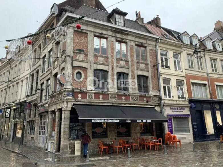 Retail in Lille for lease - Building Photo - Image 1 of 4