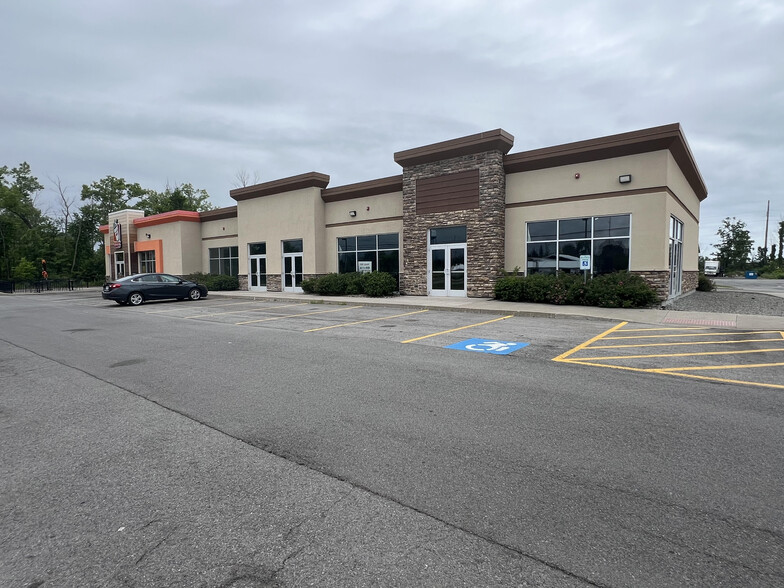 1873 State Route 104, Ontario, NY for lease - Building Photo - Image 3 of 5