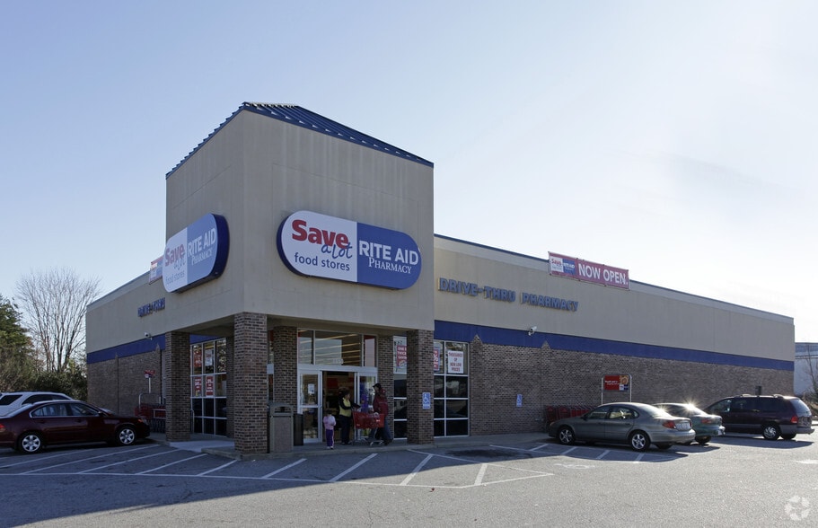 3050 White Horse Rd, Greenville, SC 29611