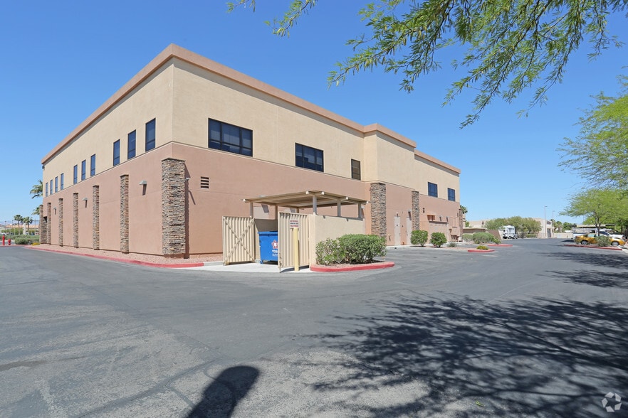 178 N Pecos Rd, Henderson, NV for lease - Building Photo - Image 2 of 18