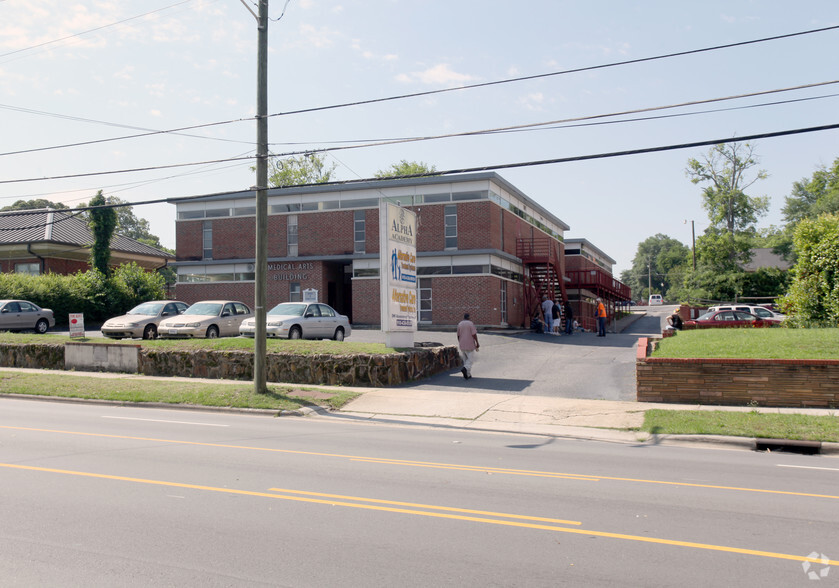 907 Hay St, Fayetteville, NC for sale - Building Photo - Image 2 of 7