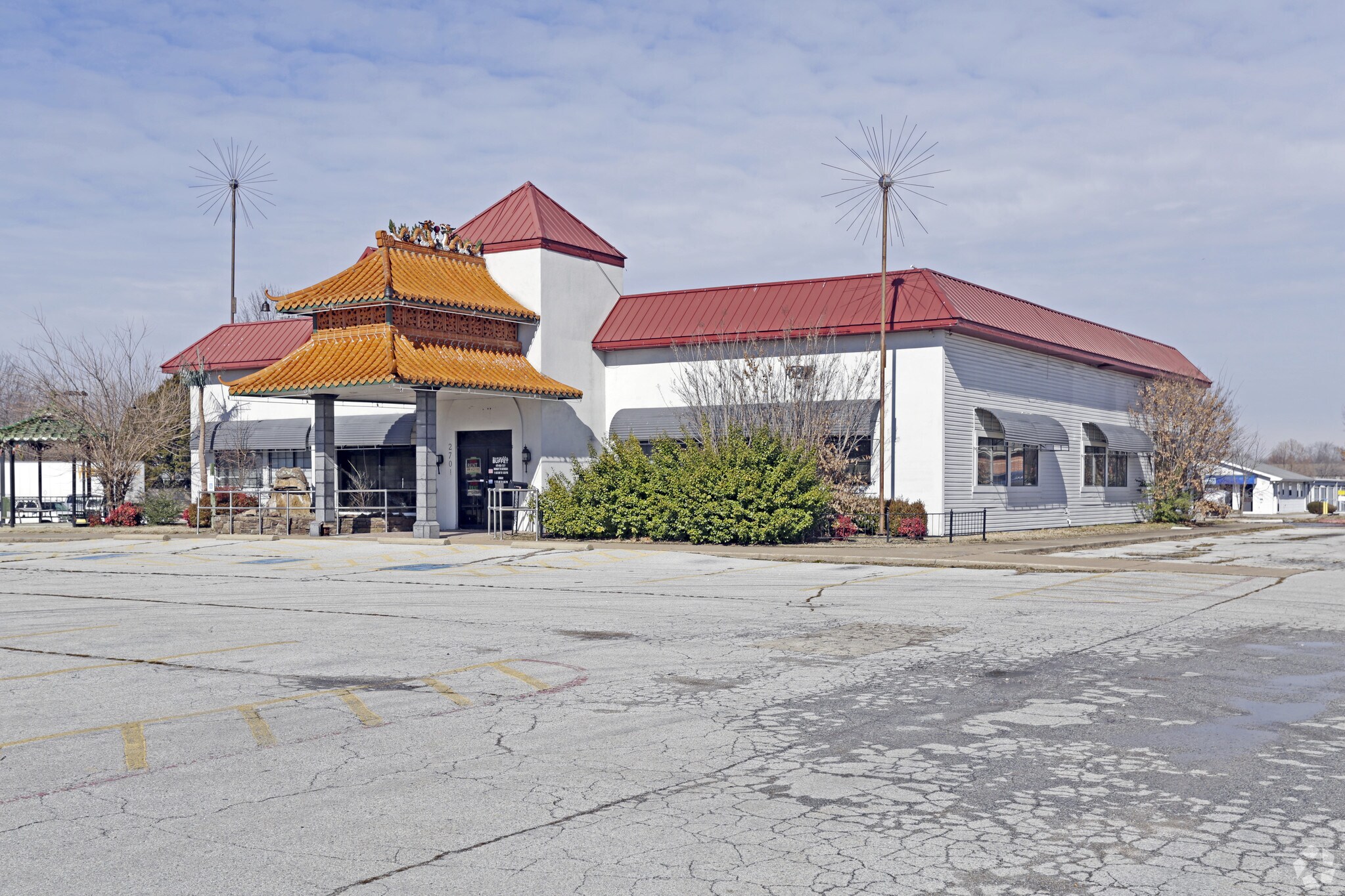 2701 W Walnut St, Rogers, AR for sale Primary Photo- Image 1 of 1