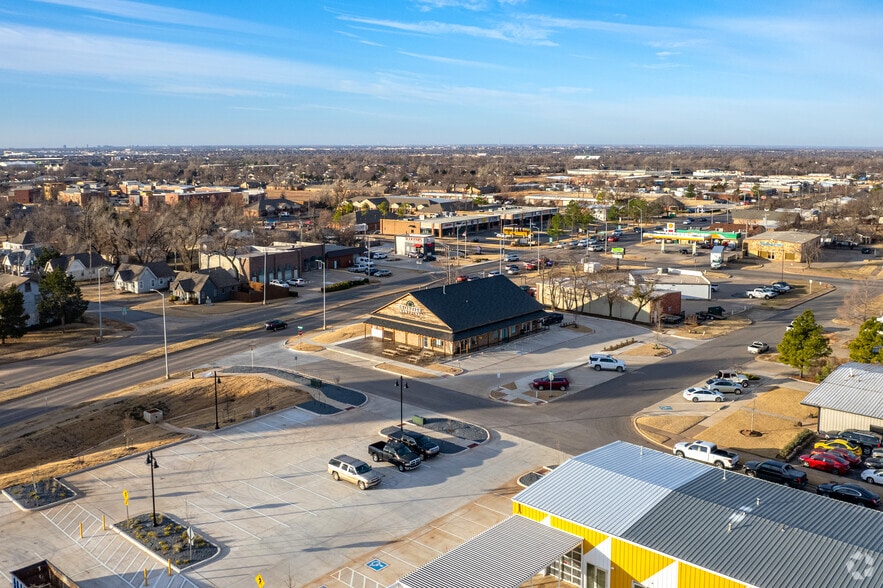 204 W 2nd St, Edmond, OK for sale - Aerial - Image 3 of 30