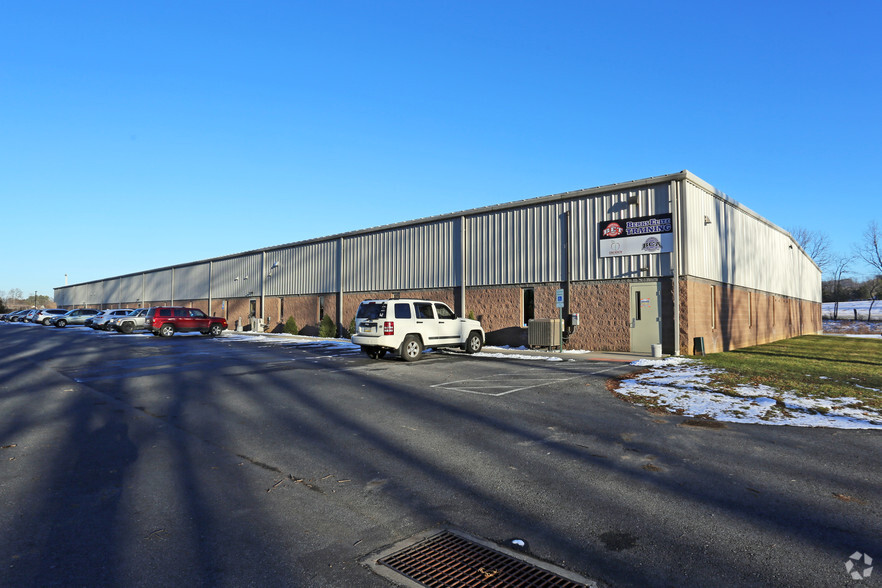 10 Corporate Blvd, Sinking Spring, PA for sale - Primary Photo - Image 1 of 1