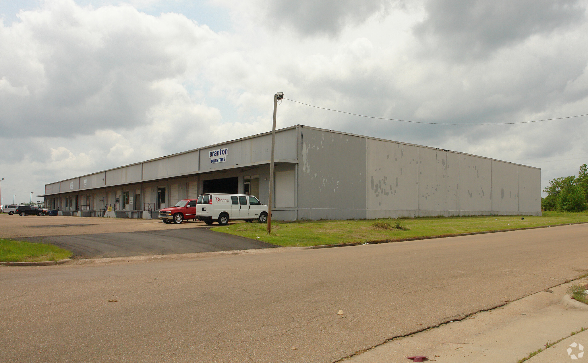 2715-2735 Bailey Ave, Jackson, MS for sale Building Photo- Image 1 of 1