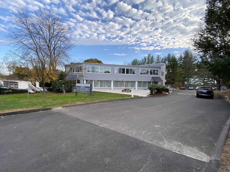 728 Post Rd E, Westport, CT for lease - Building Photo - Image 2 of 6