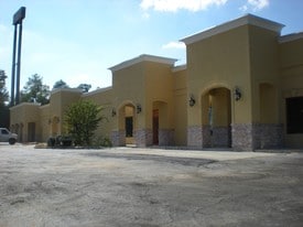 Retail - Parking Garage