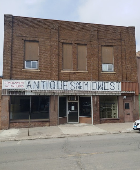 218 S Washington Ave, Albert Lea, MN for sale - Primary Photo - Image 1 of 1