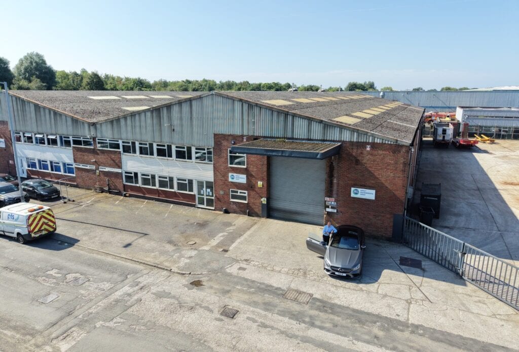 75 Rough Hey Rd, Grimsargh for lease Primary Photo- Image 1 of 5
