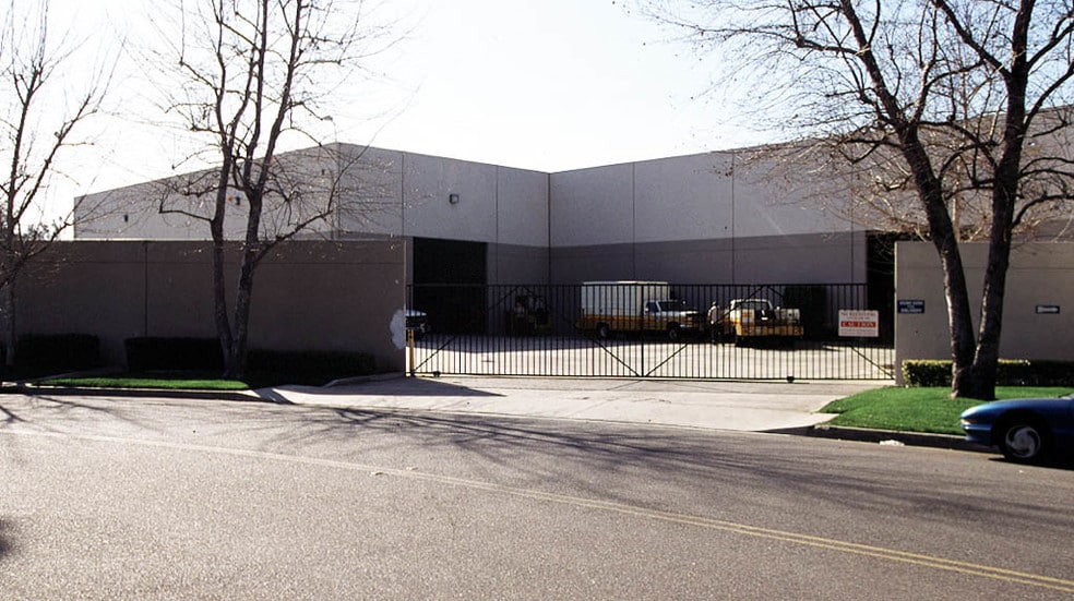 15201 Woodlawn Ave, Tustin, CA for lease - Other - Image 2 of 15