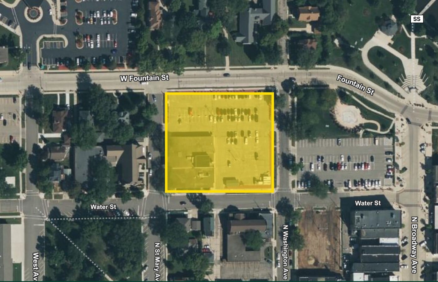210 N Saint Mary Ave, Albert Lea, MN 56007
