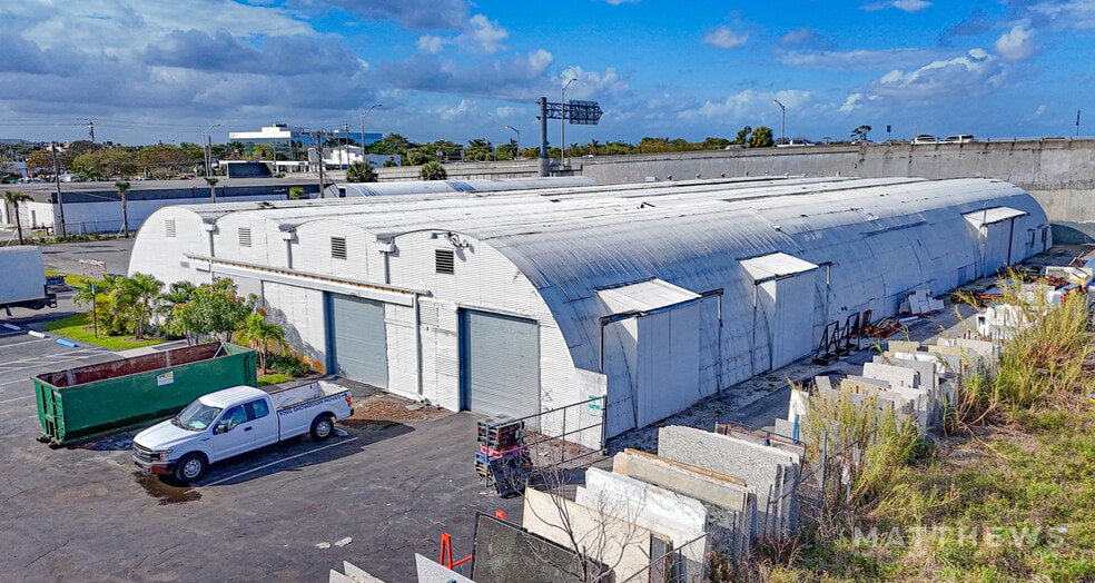 1800 Madrid Ave, Lake Worth, FL for sale - Building Photo - Image 2 of 3