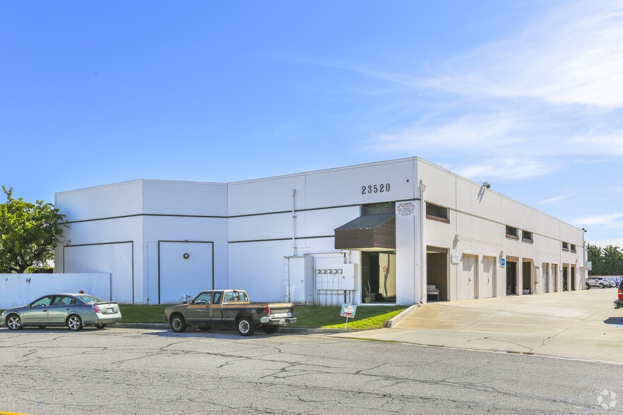 23510 Telo Ave, Torrance, CA for lease - Building Photo - Image 2 of 5