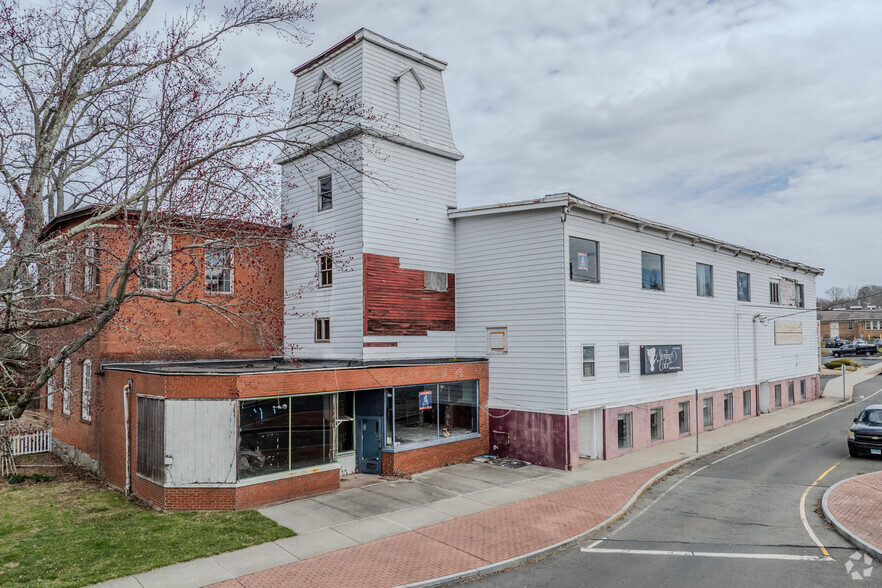 501 E Middle Tpke, Manchester, CT for sale - Primary Photo - Image 1 of 6