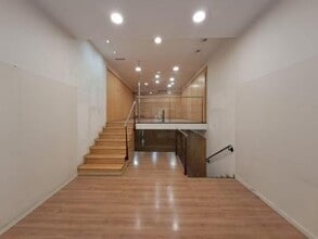Retail in Igualada, Barcelona for lease Interior Photo- Image 2 of 8