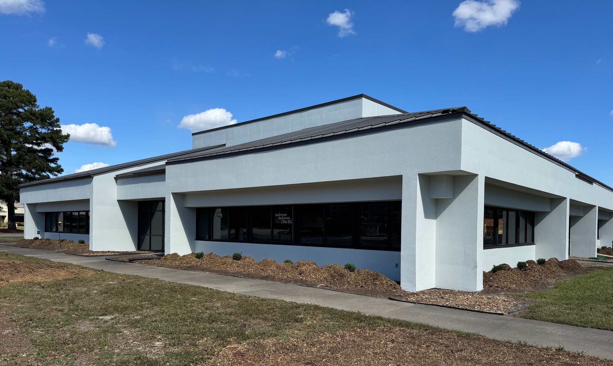 2000 Hillpoint Blvd N, Suffolk, VA for lease Building Photo- Image 1 of 3