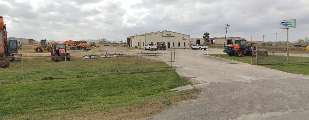 5627 Hwy 281 E, Progreso, TX for sale - Building Photo - Image 1 of 1