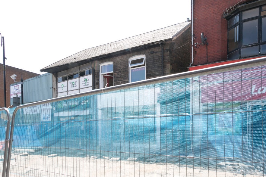 109 Dunraven St, Tonypandy for lease - Building Photo - Image 3 of 3