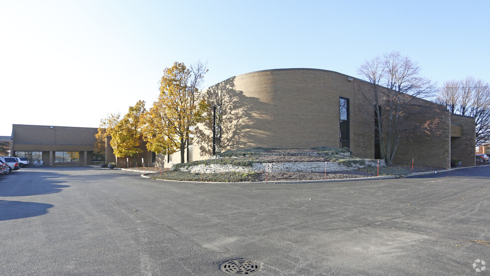 8396 Mississippi St, Merrillville, IN for lease - Building Photo - Image 1 of 20