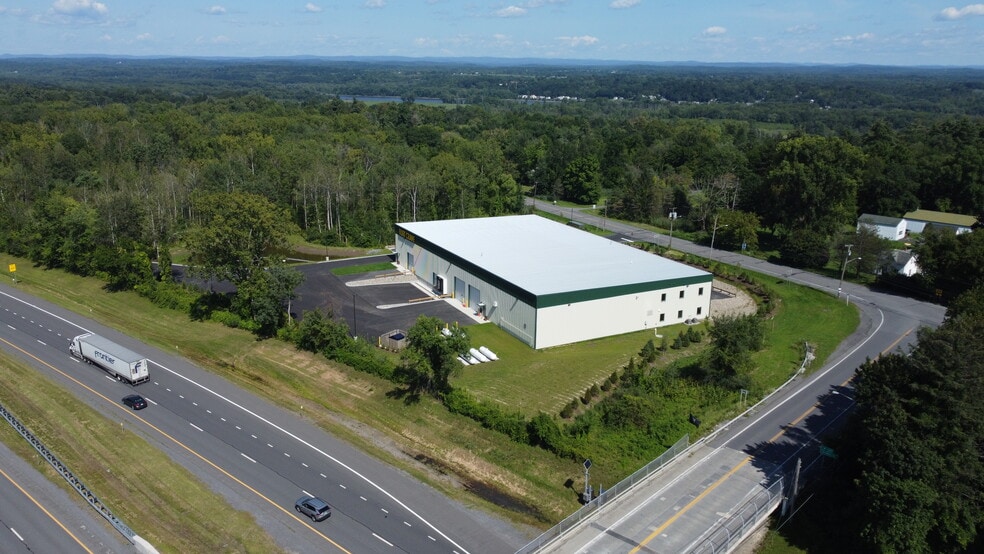 1381 River Road, Selkirk, NY for lease - Building Photo - Image 1 of 3