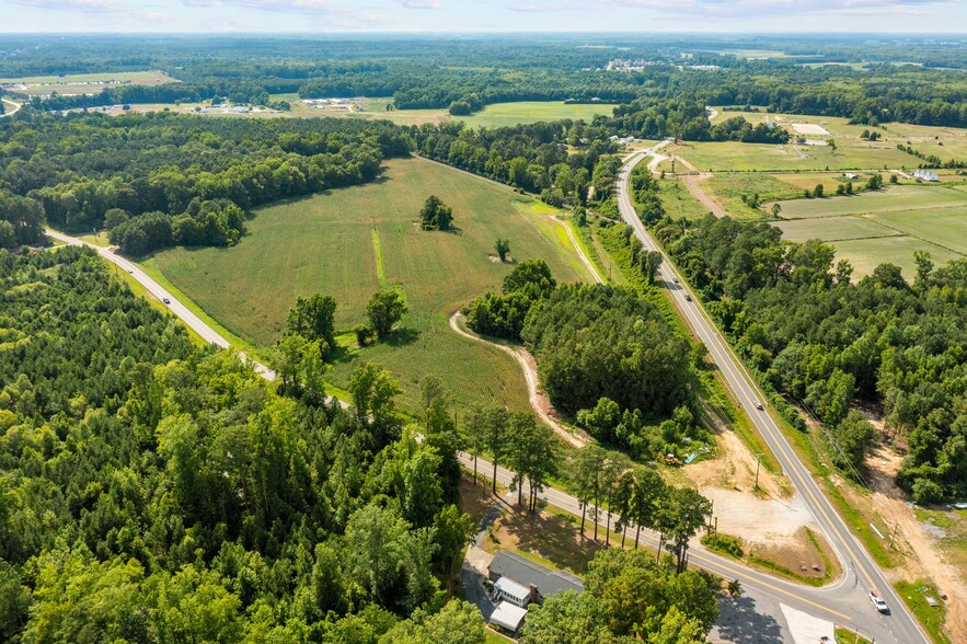 4812 Mobleys Bridge Rd, Grimesland, NC for sale - Aerial - Image 1 of 13