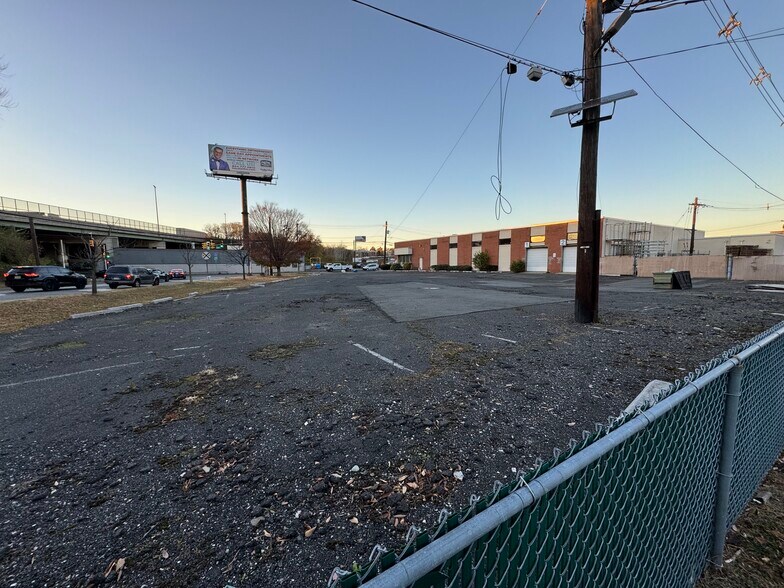 262-268 Green St, South Hackensack, NJ for lease - Primary Photo - Image 1 of 1