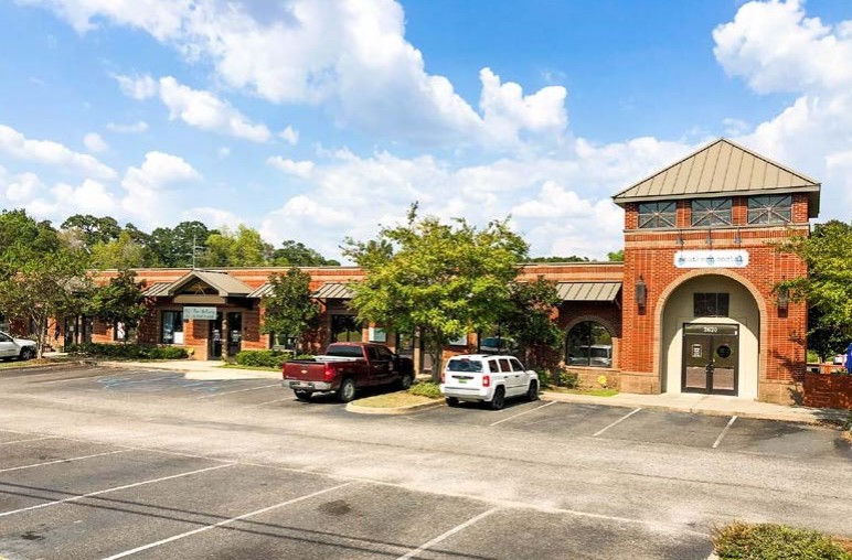 2620 Montgomery Hwy, Dothan, AL for lease - Primary Photo - Image 1 of 7