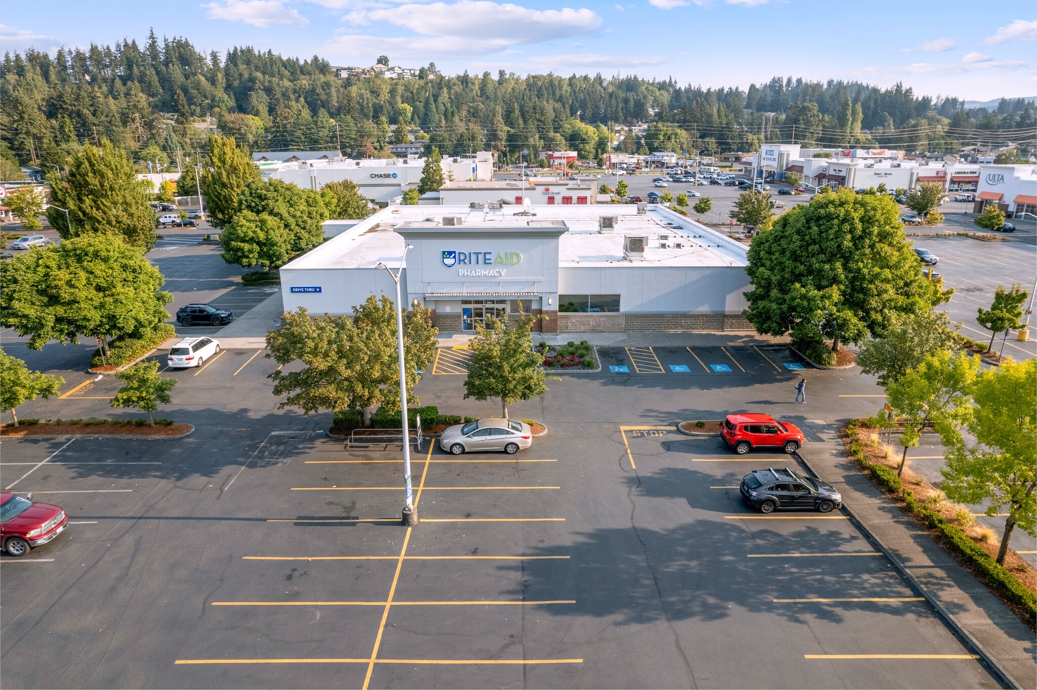 200 Triangle Ctr, Longview, WA for lease Building Photo- Image 1 of 2