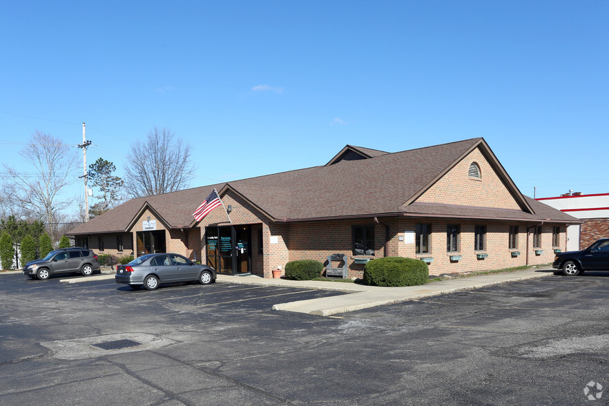 960 Graham Rd, Cuyahoga Falls, OH for sale - Primary Photo - Image 1 of 1