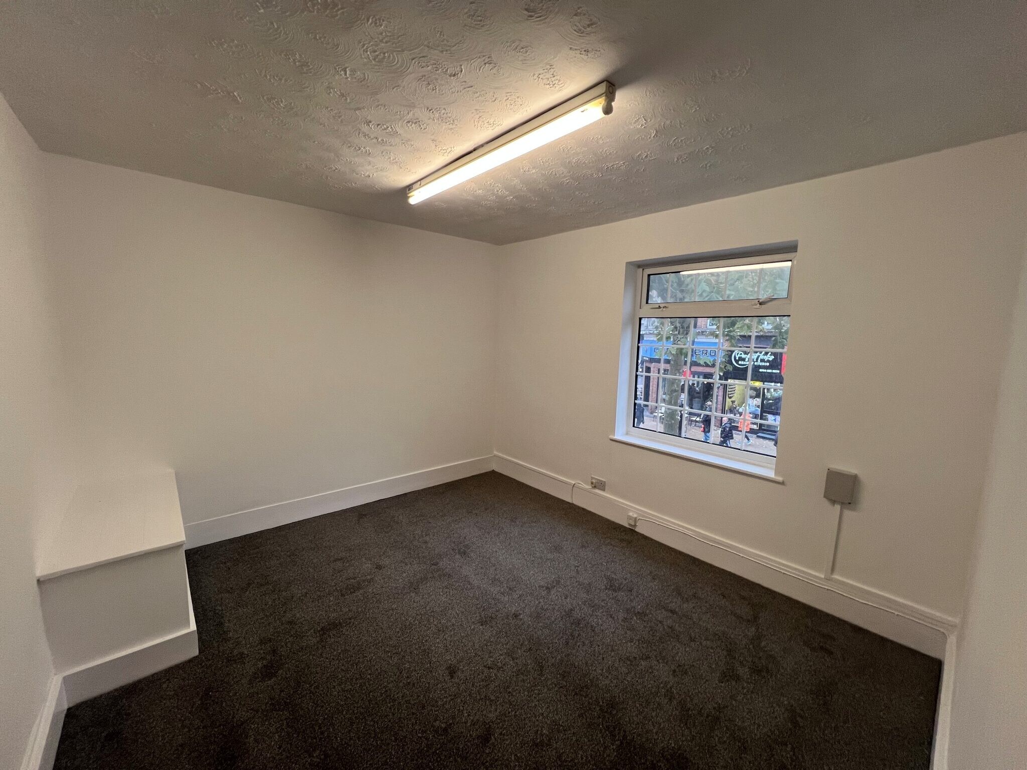 124-126 Broadway, Bexleyheath for lease Interior Photo- Image 1 of 2