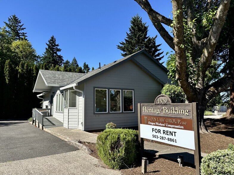 1579 Burns St, West Linn, OR for lease - Building Photo - Image 1 of 10