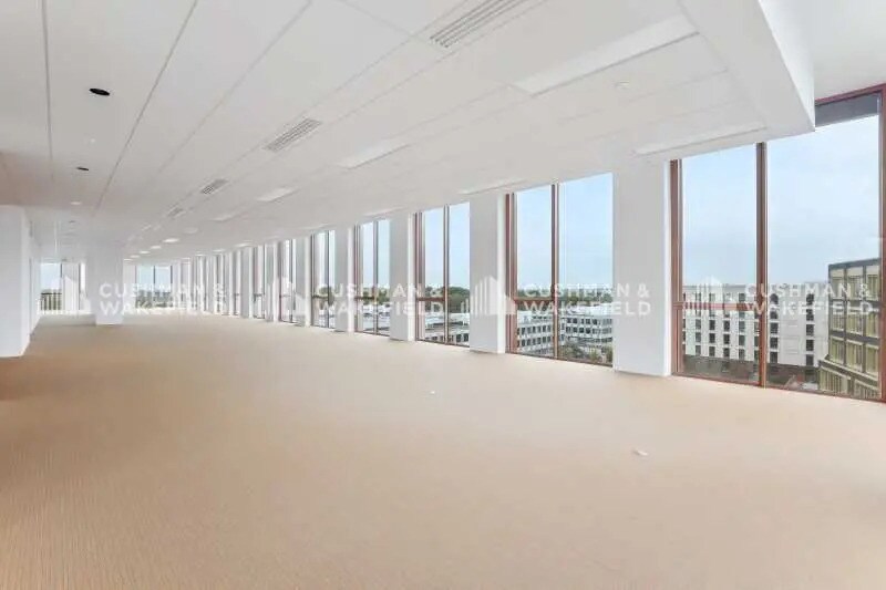 Office in Palaiseau for lease - Interior Photo - Image 3 of 12