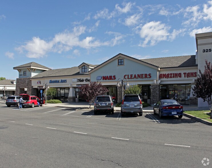 3241 Stanford Ranch Rd, Rocklin, CA 95765