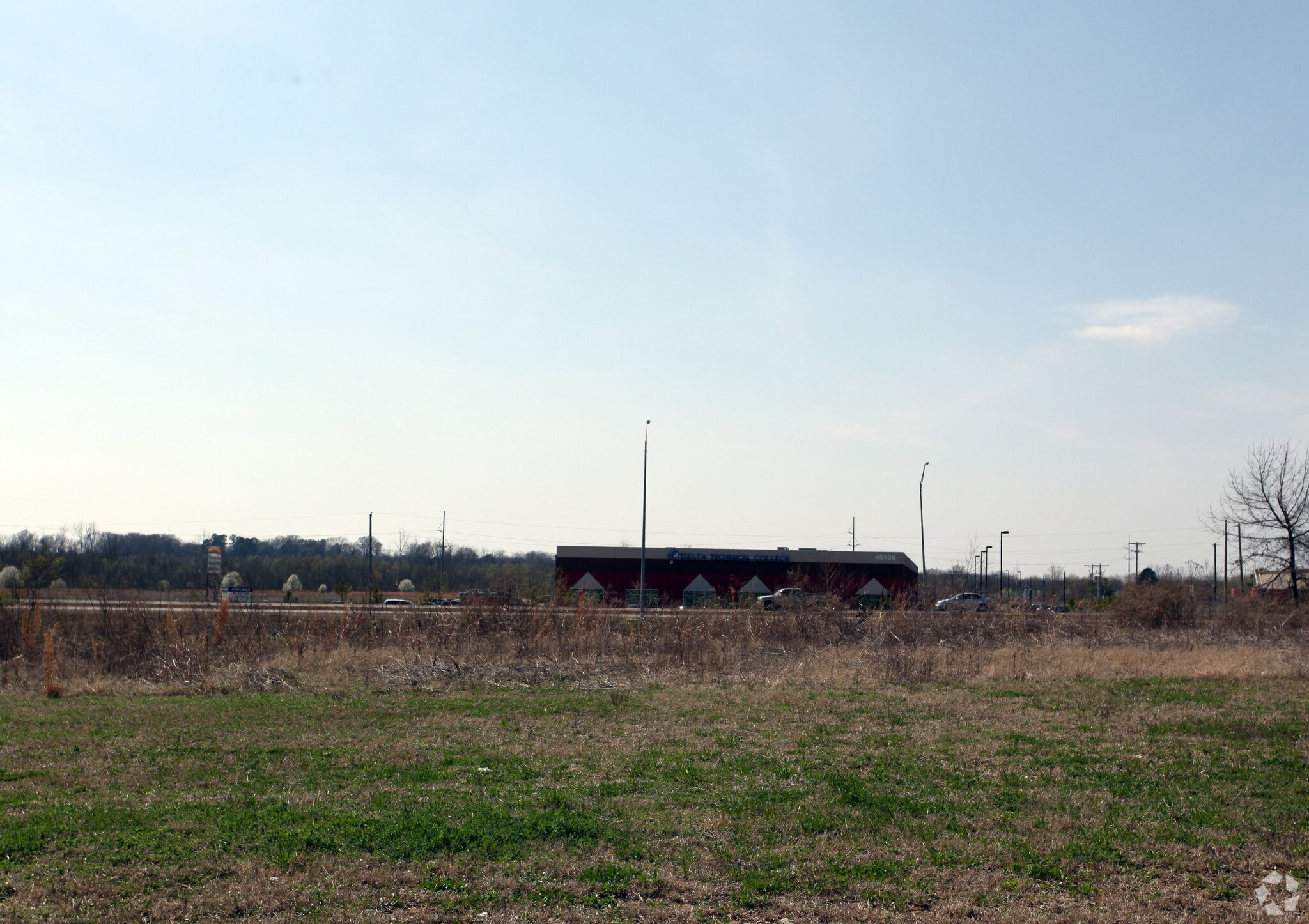 Airways Blvd, Southaven, MS for sale Primary Photo- Image 1 of 1