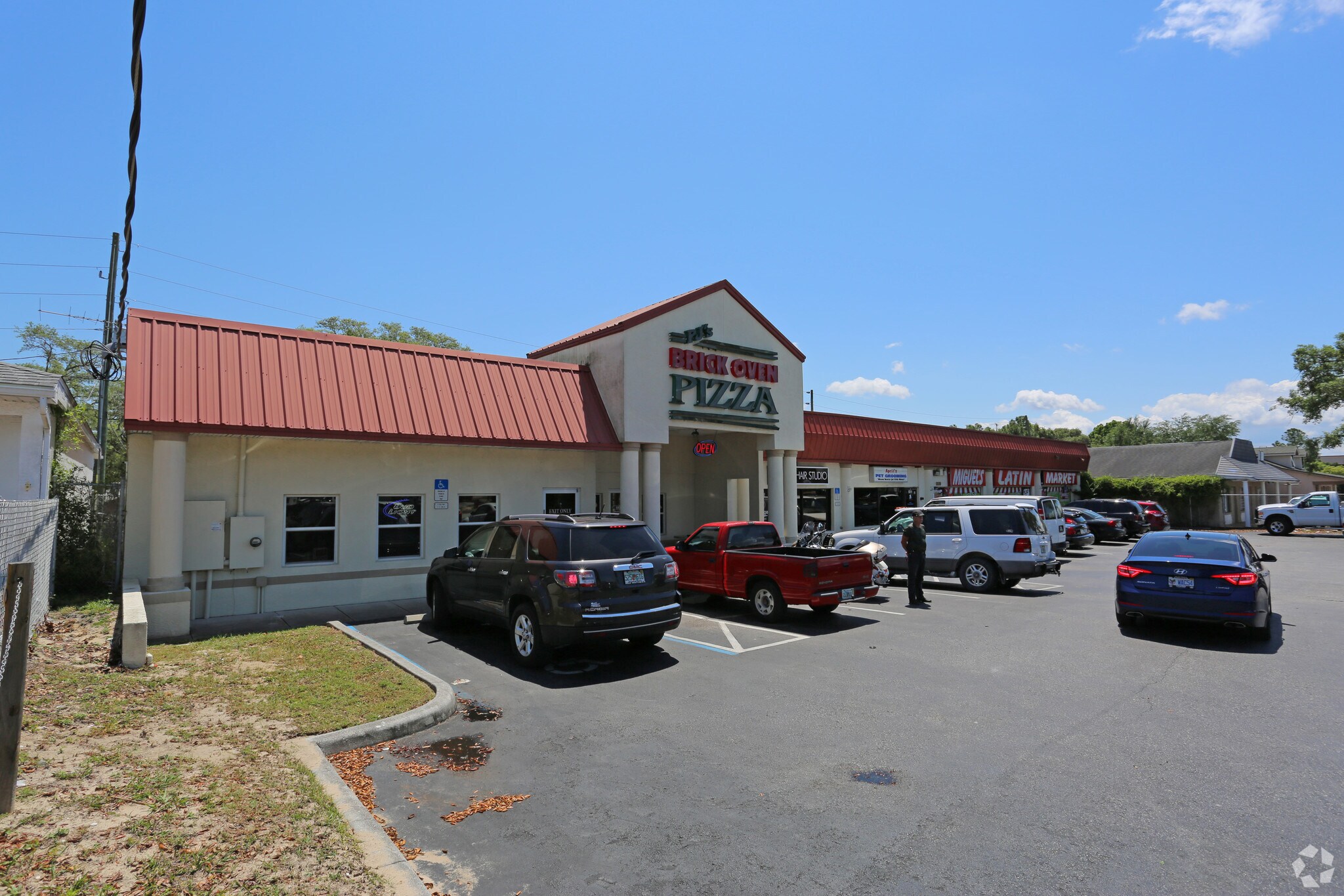 2128-2144 Mariner Blvd, Spring Hill, FL for sale Primary Photo- Image 1 of 1