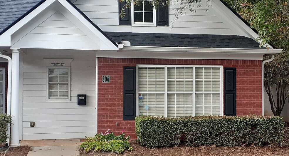 101 Devant St, Fayetteville, GA for sale - Building Photo - Image 1 of 1