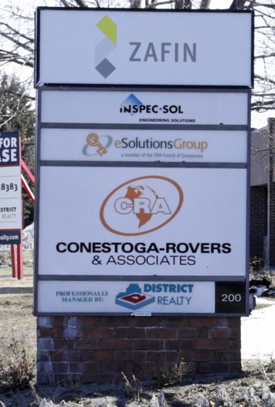 179 Colonnade Rd, Nepean, ON for lease - Building Photo - Image 3 of 6