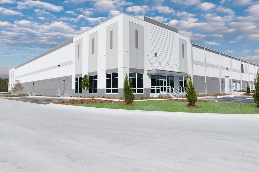 2509 Dean Forest Rd, Savannah, GA for sale - Primary Photo - Image 1 of 1