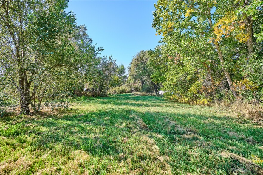 7735 Westview Dr, Lakewood, CO for sale - Primary Photo - Image 1 of 27