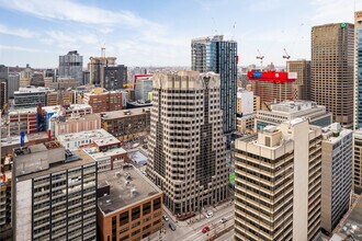 455 Boul René-Lévesque O, Montréal, QC - AERIAL  map view